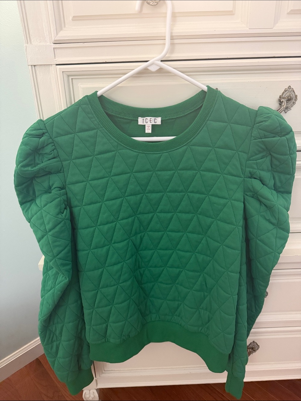 TCEC Green Quilted Puff Sleeve Sweatshirt